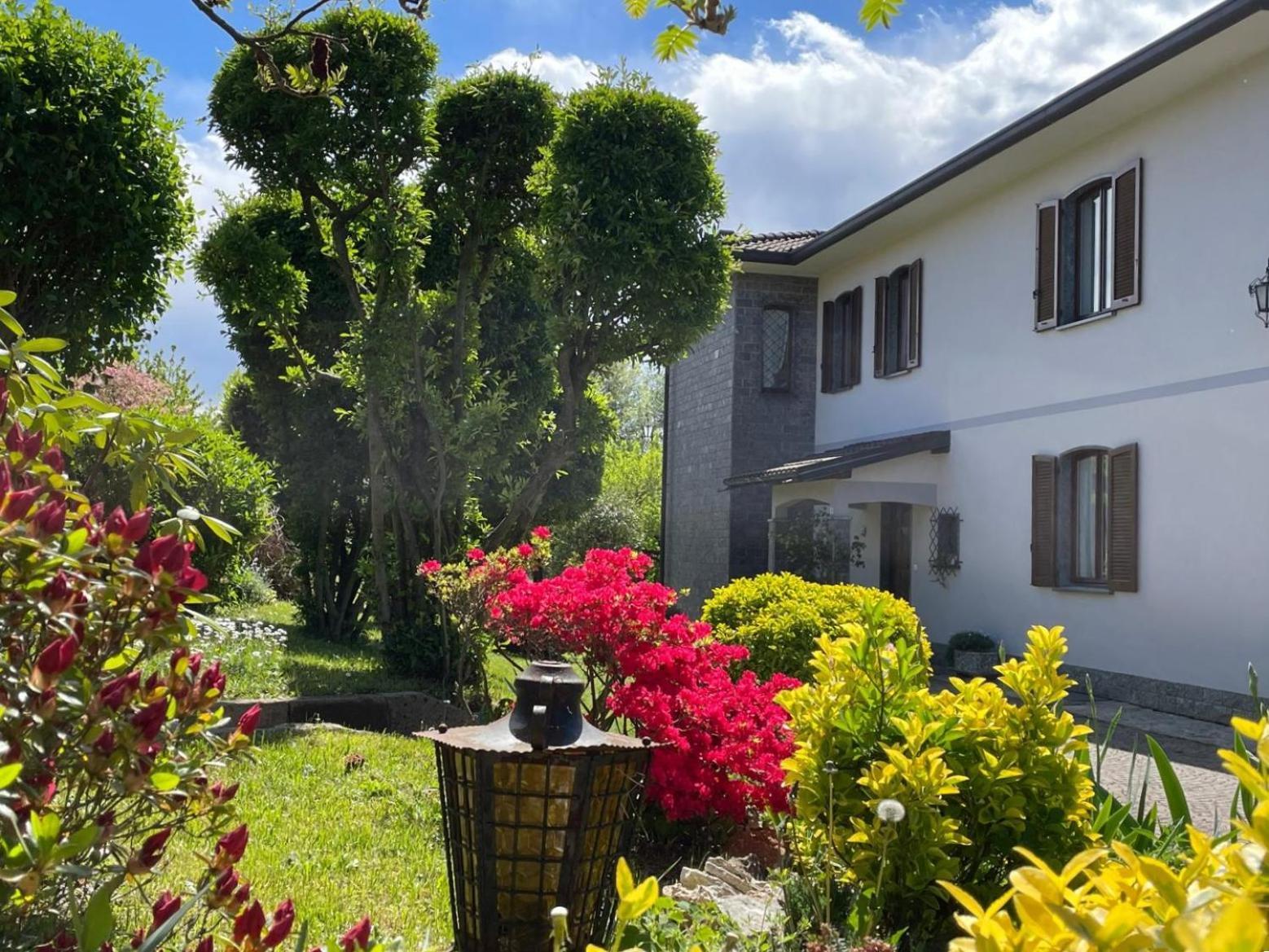 Le Bricolle Villa Viggiù Eksteriør billede